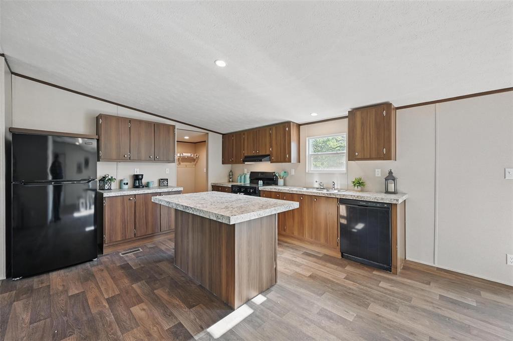 Briar Oaks Ranchett - Residential