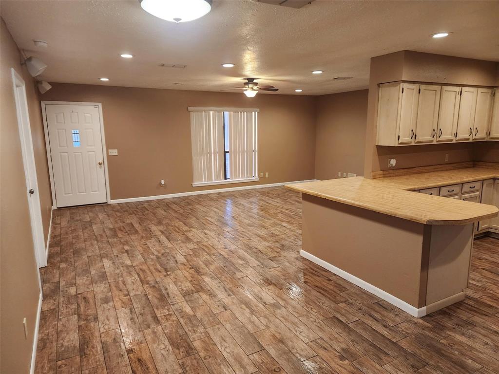 Shool ADDN - Residential