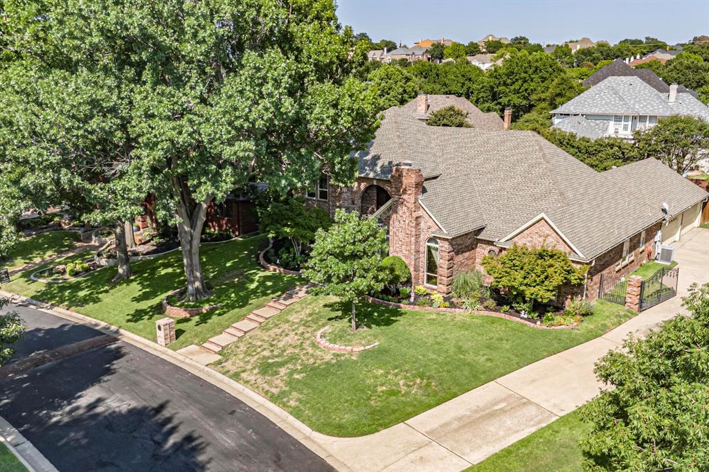 2121 Bay Club Drive