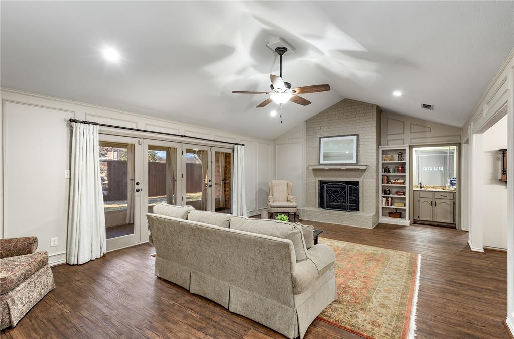 2309 Farrington Lane