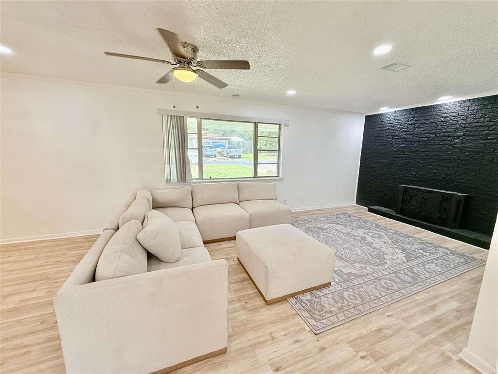 1136 Simpson Drive