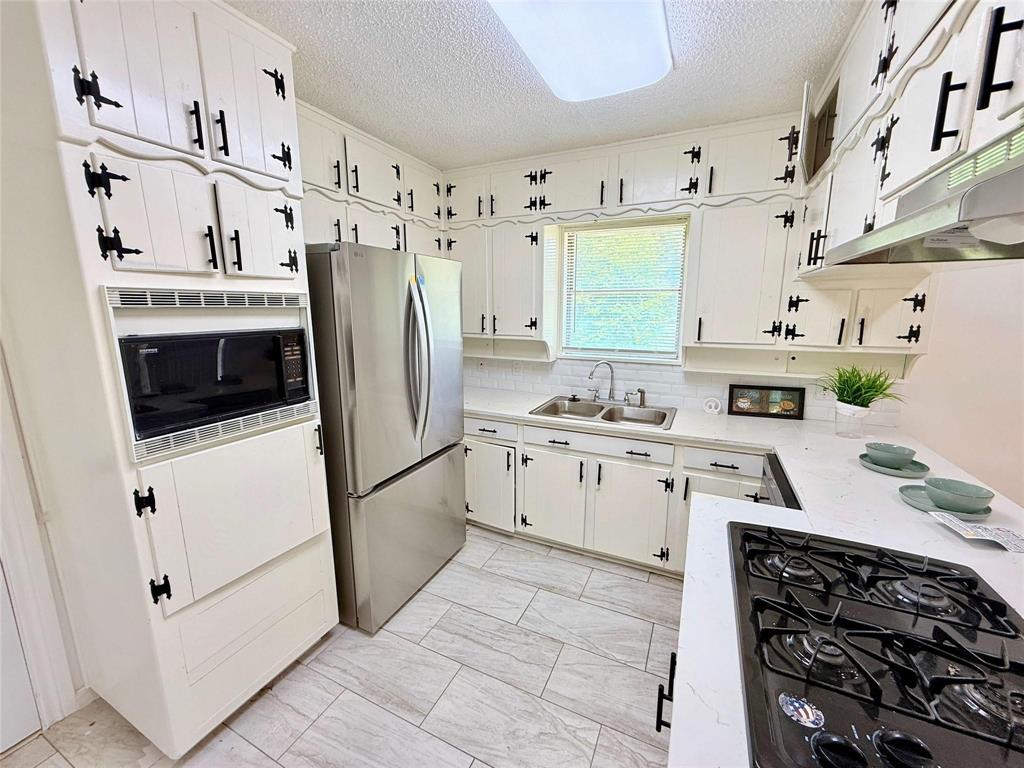 1136 Simpson Drive