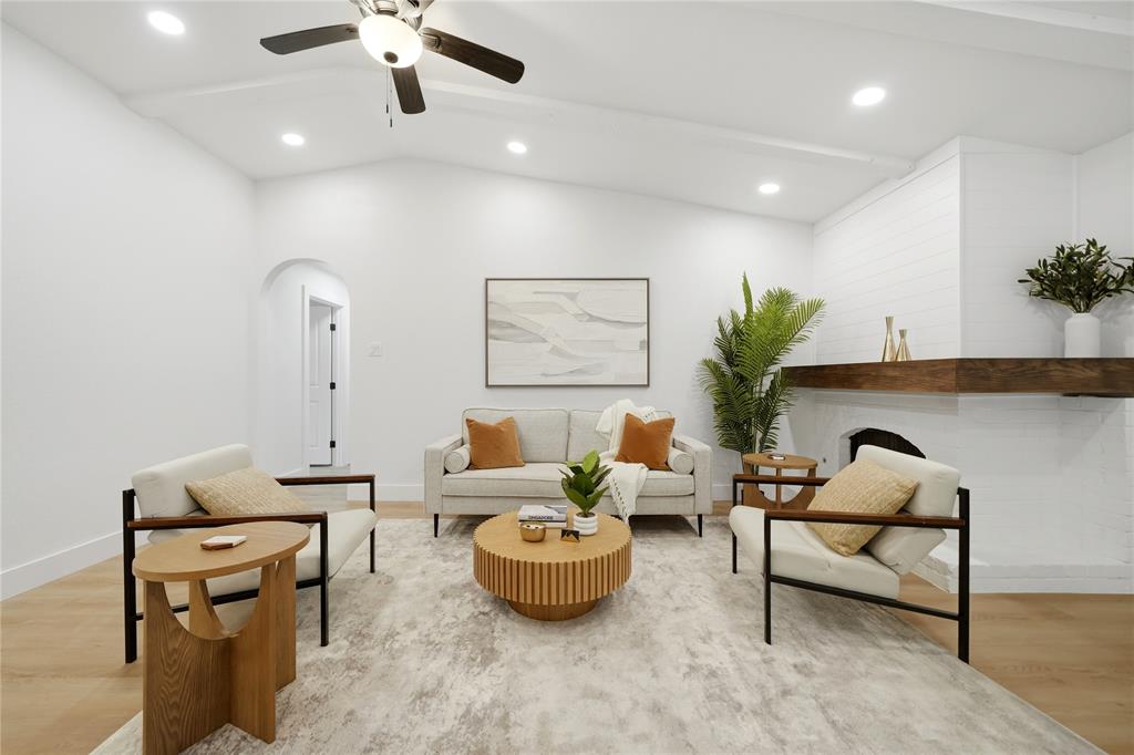 1209 Briarcove Drive