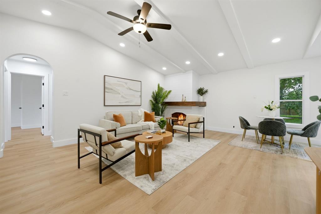 1209 Briarcove Drive