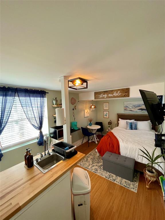 Riverside Drive Add - Residential