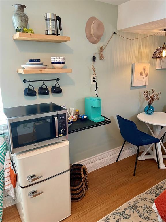 Riverside Drive Add - Residential