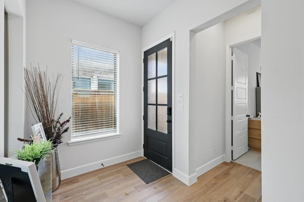 1709 Victoria Place