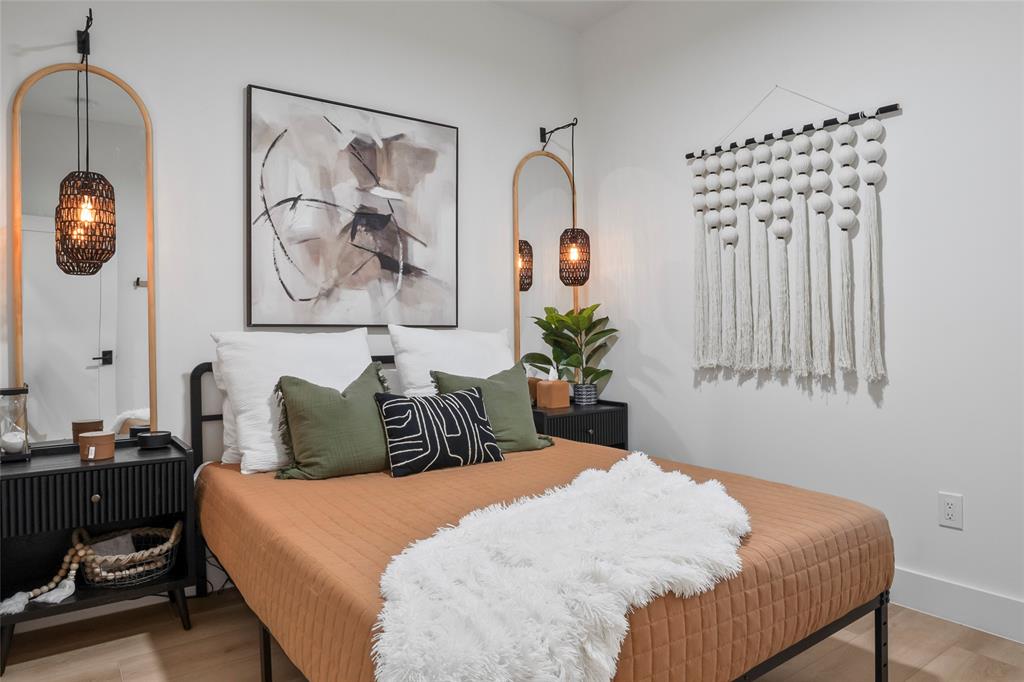 Moss Lake Estate - Residential