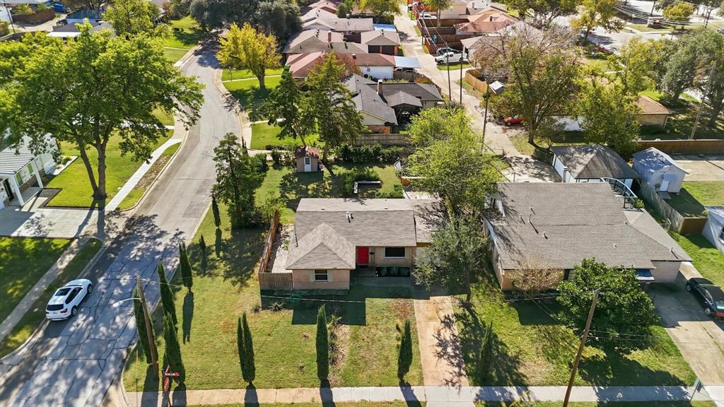 VALWOOD PARK 28 - Residential