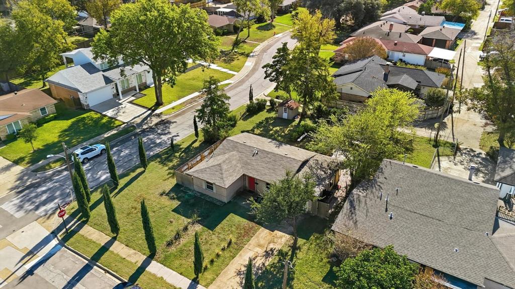 VALWOOD PARK 28 - Residential