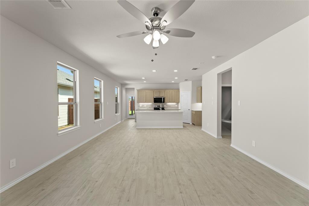 1641 Meadow Crest Drive