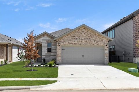 1641 Meadow Crest Drive Aubrey TX 76227