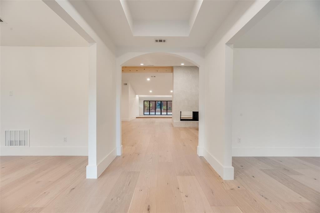 3707 Princess Lane