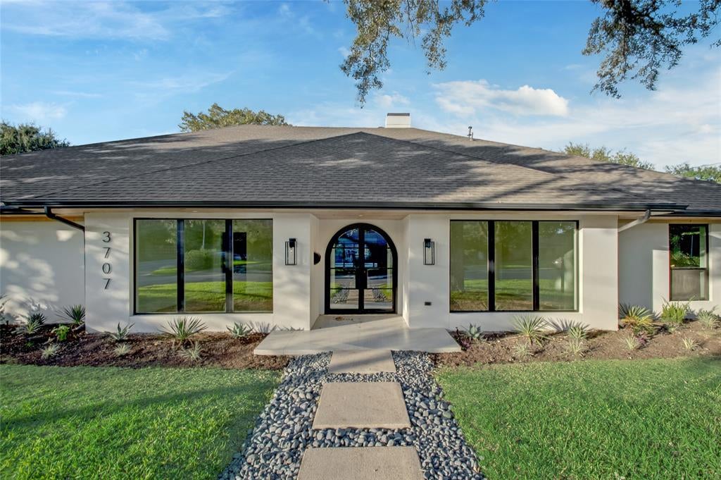 3707 Princess Lane