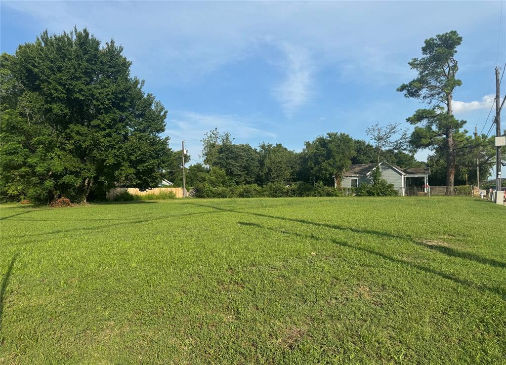 CENTRAL AVENUE 1 - Land