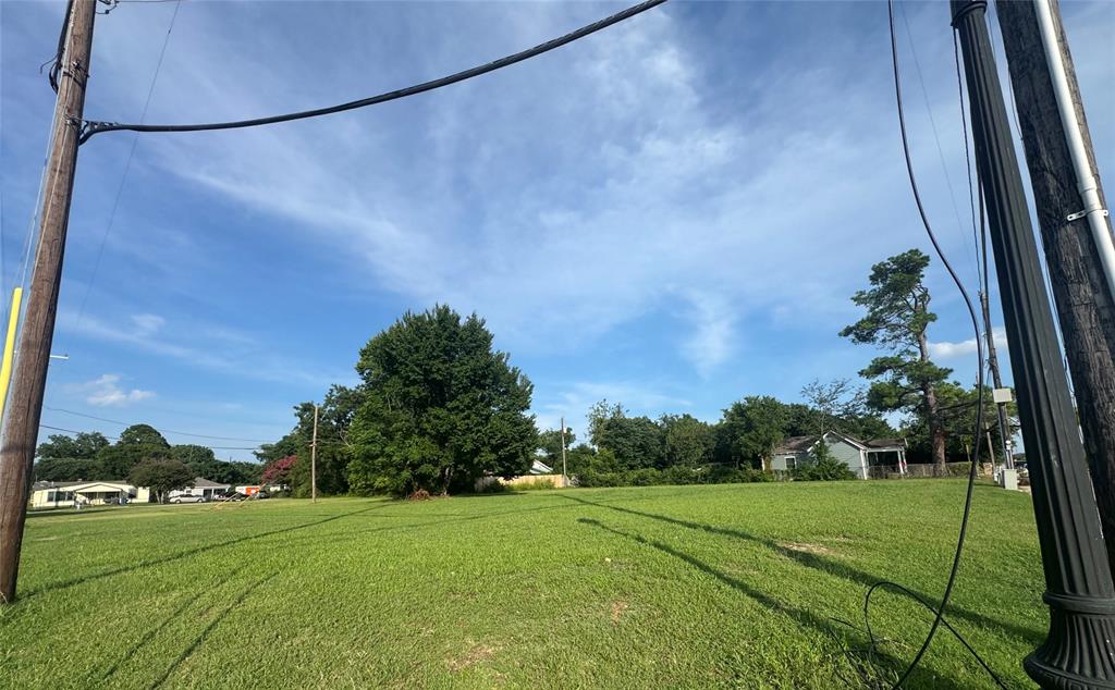 CENTRAL AVENUE 1 - Land