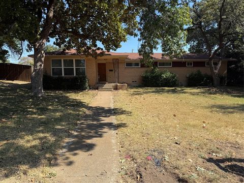 4614 Oak Trail Dallas TX 75232