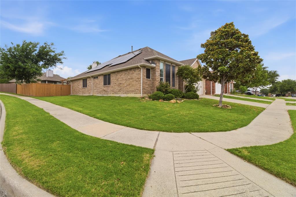 6803 Hillwood Drive