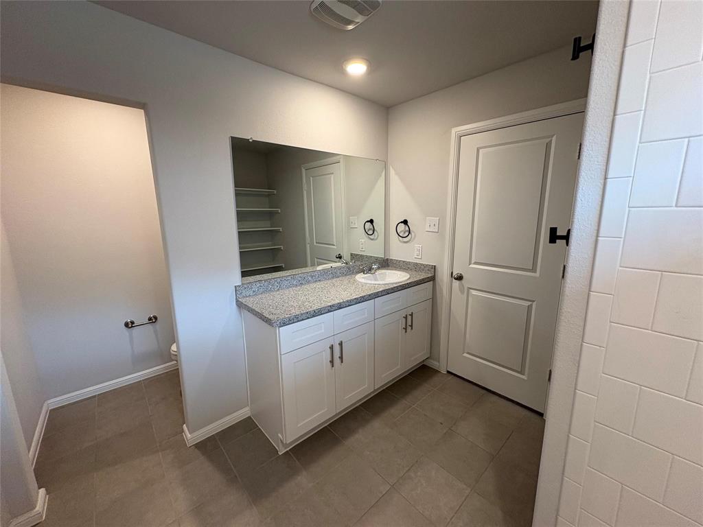 Auburn Terrace - Residential Lease