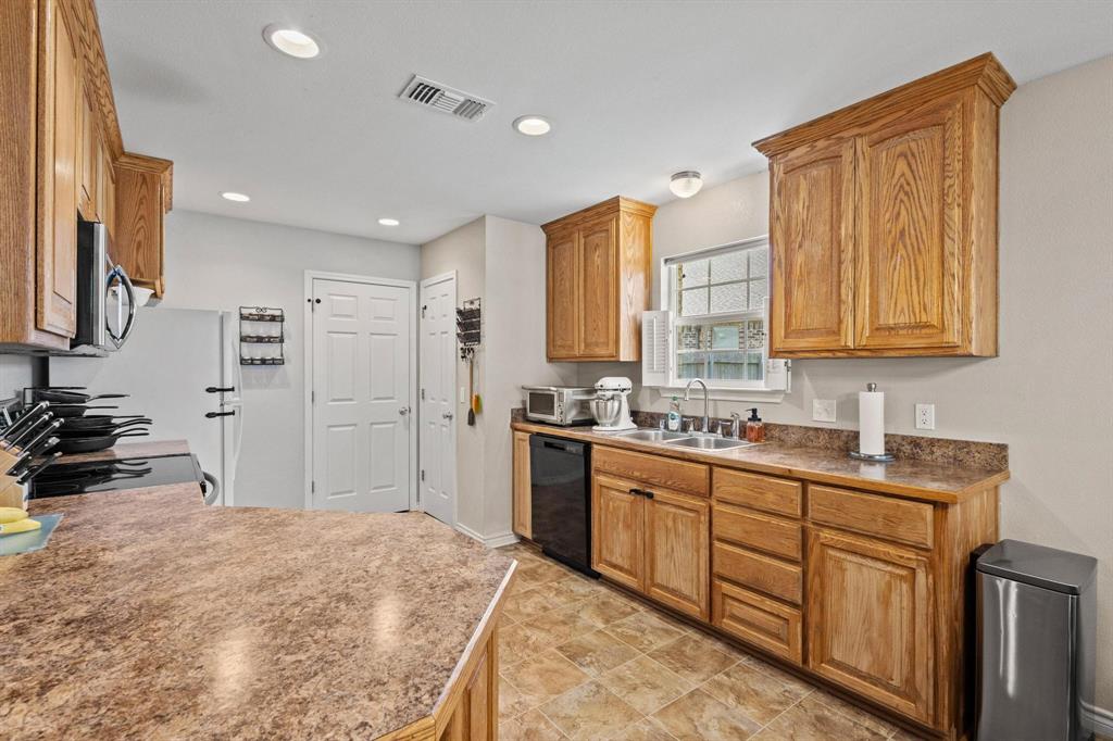 Country Club Village Add - Residential