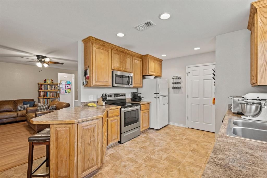 Country Club Village Add - Residential