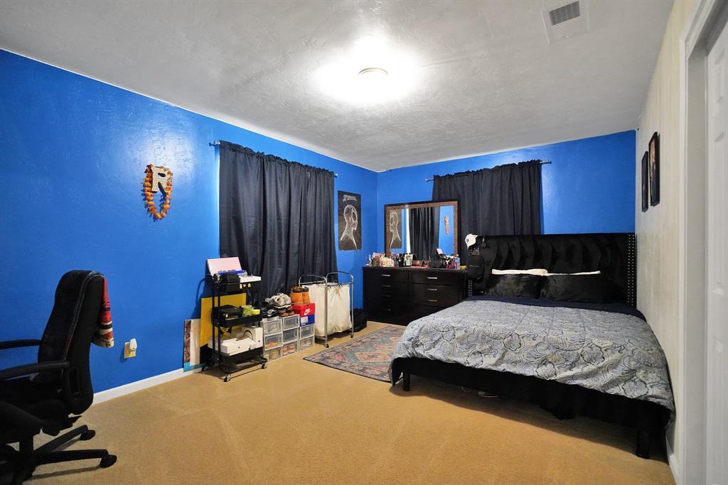 HOLLY LAKE RANCH (SEC 4) - Residential