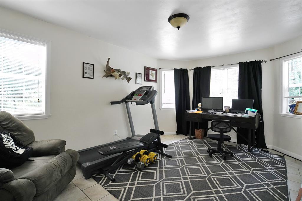 HOLLY LAKE RANCH (SEC 4) - Residential