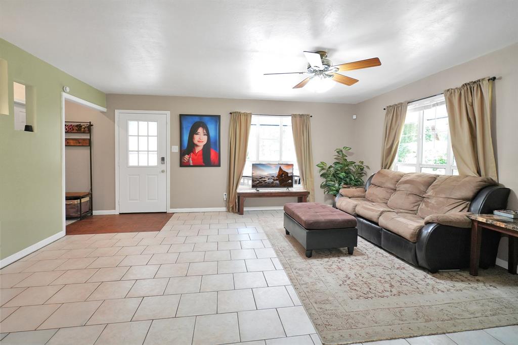 HOLLY LAKE RANCH (SEC 4) - Residential