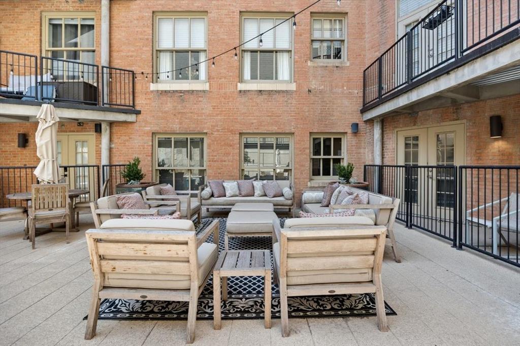 Neeil P at Burnett Park Condo - Residential