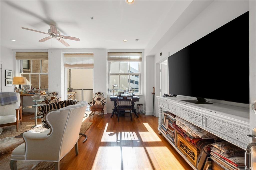 Neeil P at Burnett Park Condo - Residential