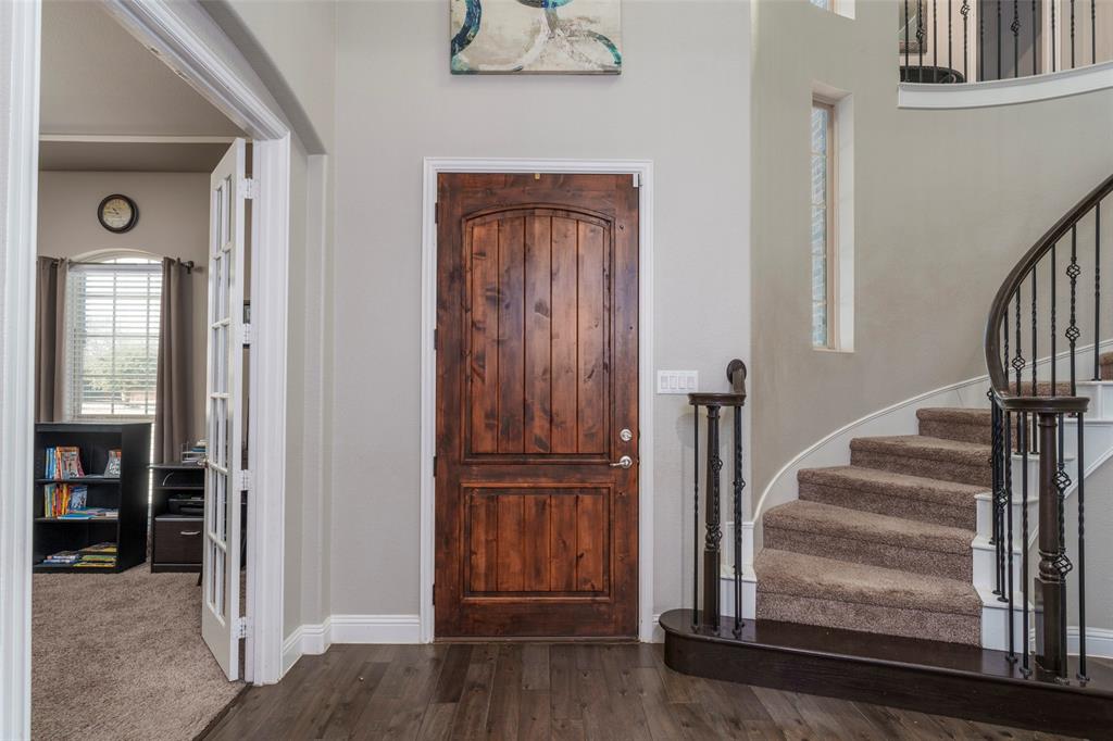 704 Elm Creek Circle