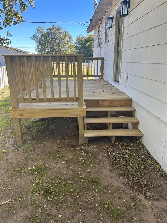 301 E Hutchings Lane