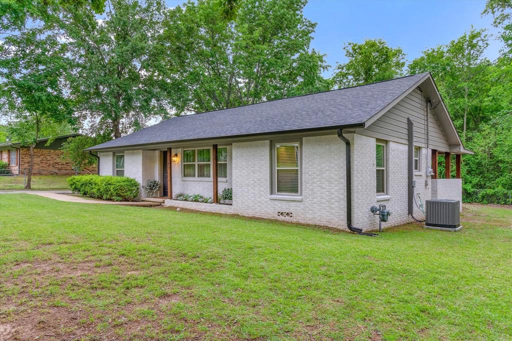 1342 Shady Lane
