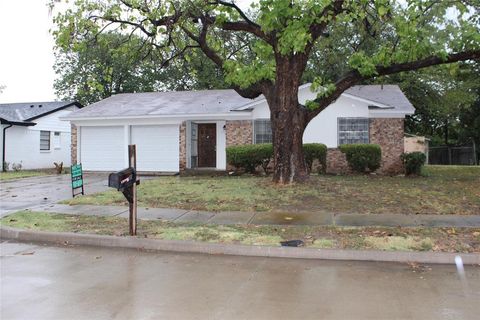 A home in Hutchins