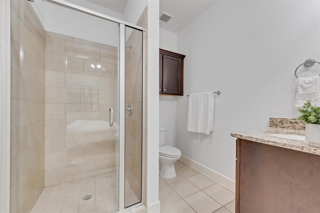 Vine Condo - Residential