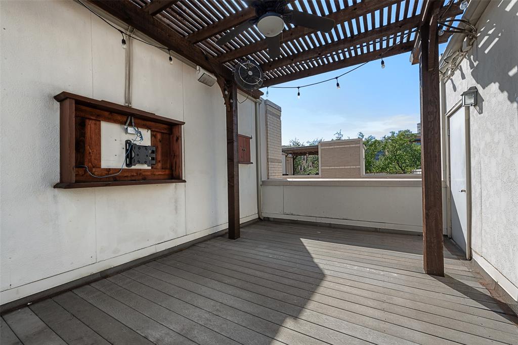 Vine Condo - Residential