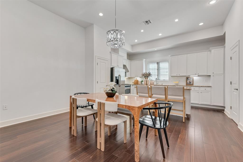 Vine Condo - Residential