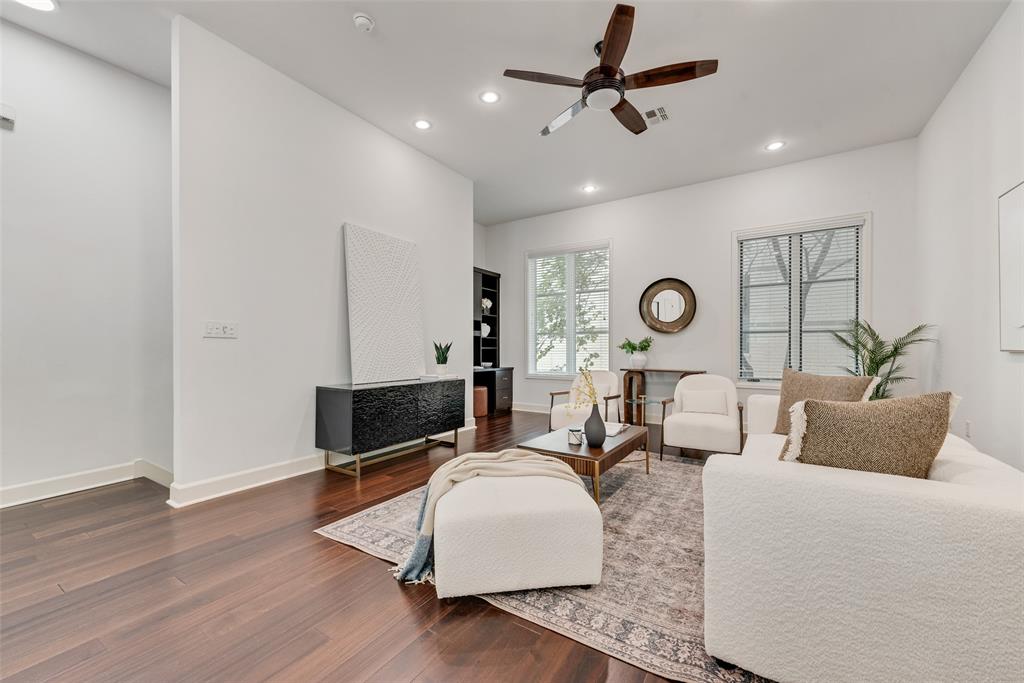 Vine Condo - Residential