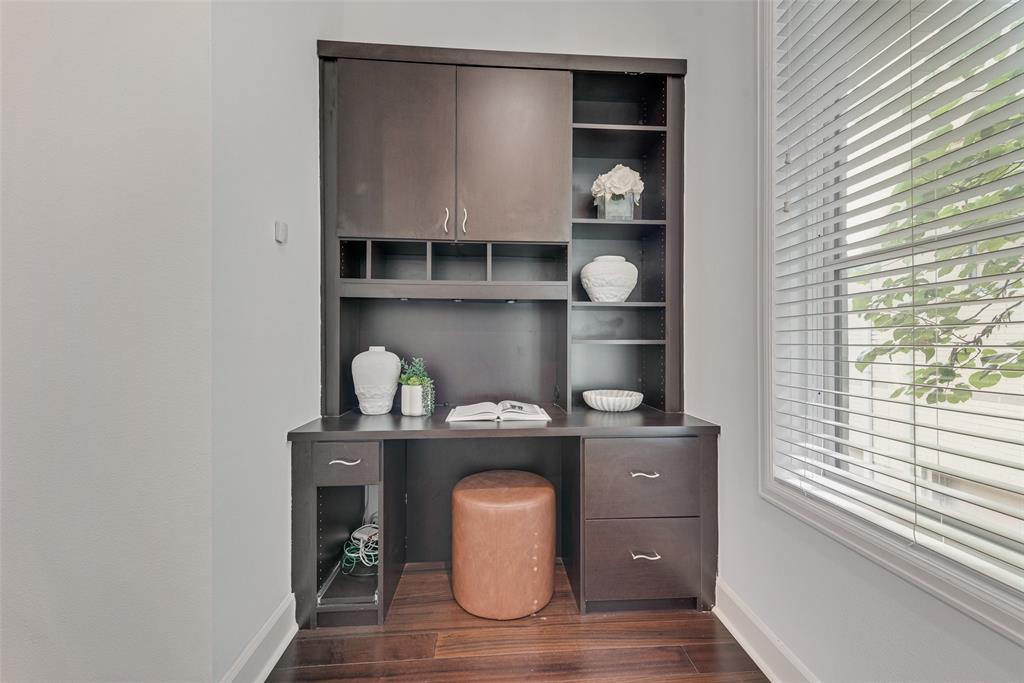 Vine Condo - Residential