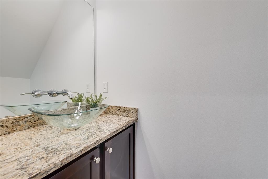 Vine Condo - Residential