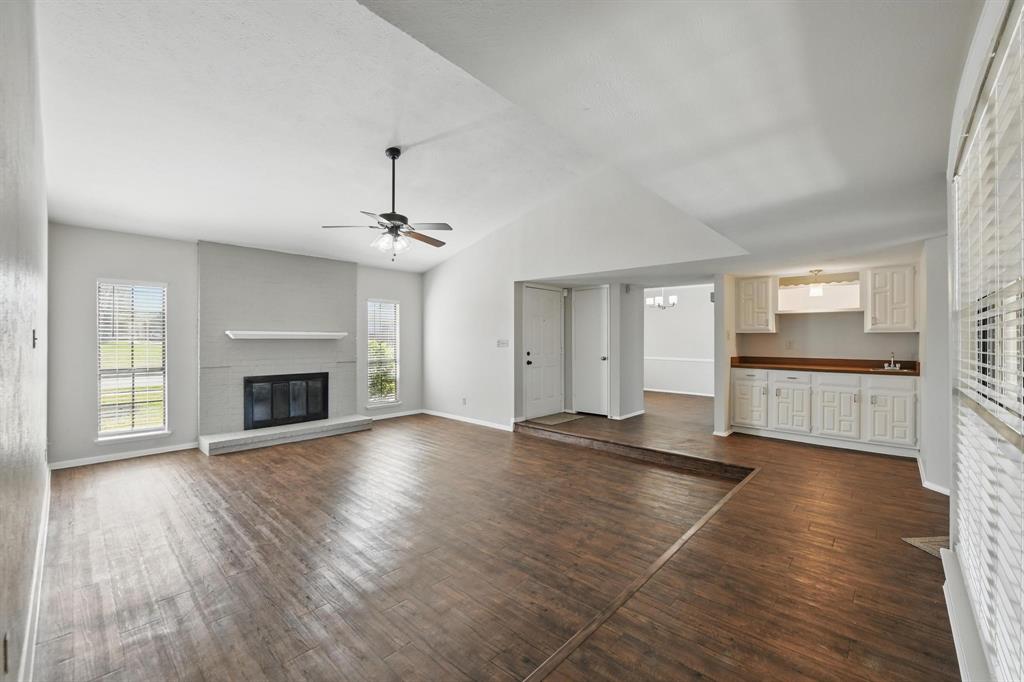 Flower Mound, Texas 75028, United States, 3 Bedrooms Bedrooms, ,2 BathroomsBathrooms,Residential,Active,97077