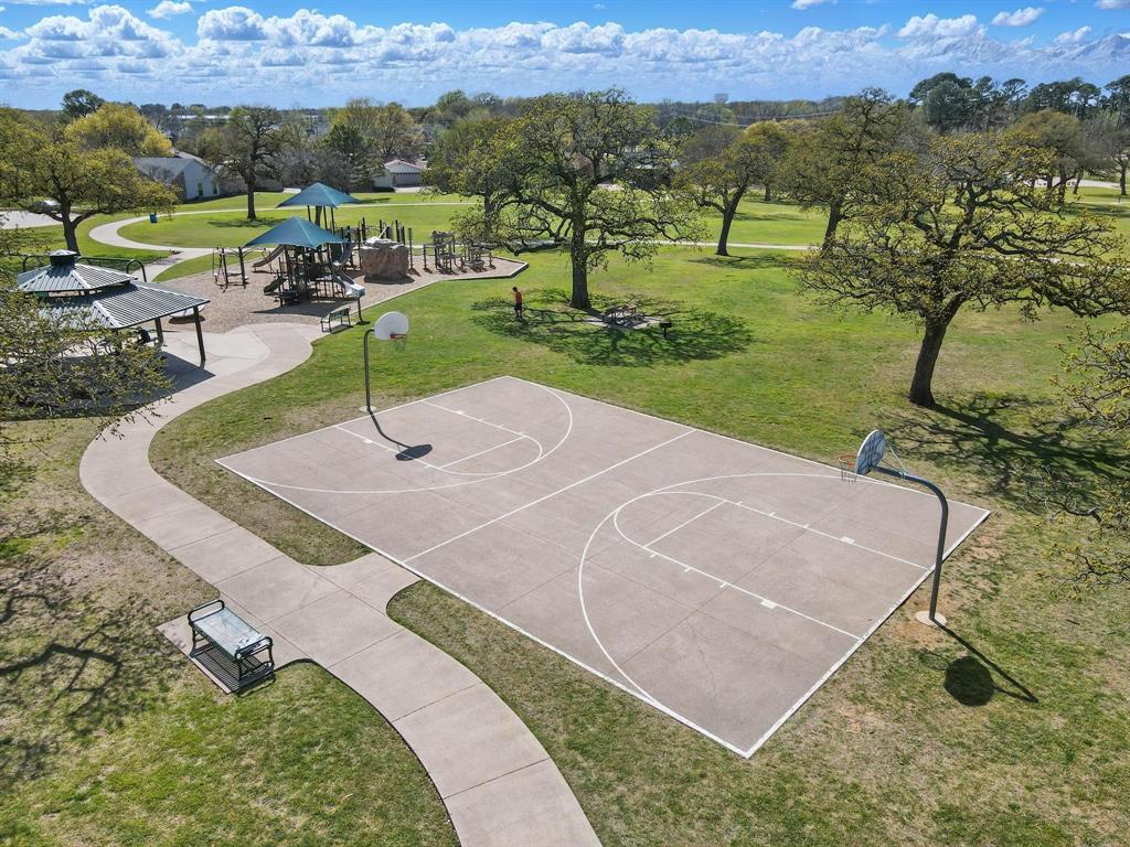 Flower Mound, Texas 75028, United States, 3 Bedrooms Bedrooms, ,2 BathroomsBathrooms,Residential,Active,97077