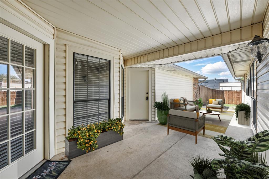 Flower Mound, Texas 75028, United States, 3 Bedrooms Bedrooms, ,2 BathroomsBathrooms,Residential,Active,97077