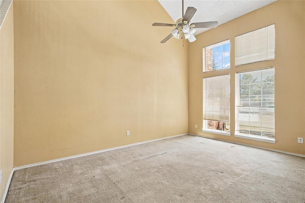 531 Pecan Leaf Drive
