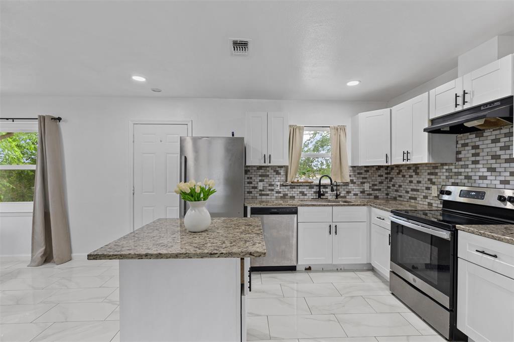 Inglewood Park 01 - Residential