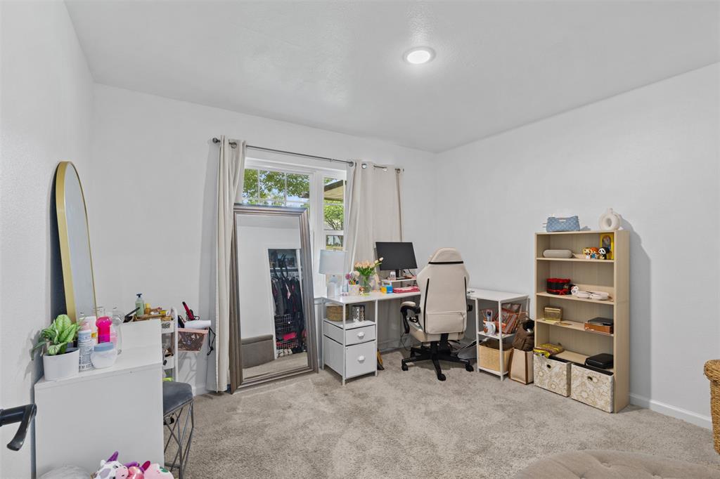 Inglewood Park 01 - Residential