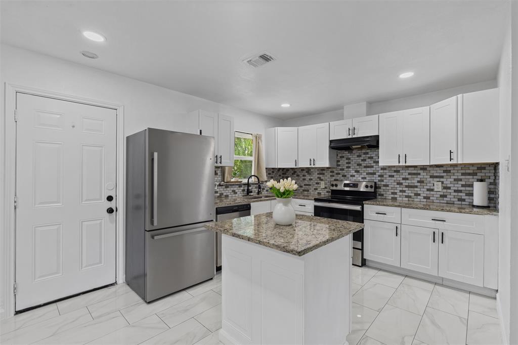 Inglewood Park 01 - Residential