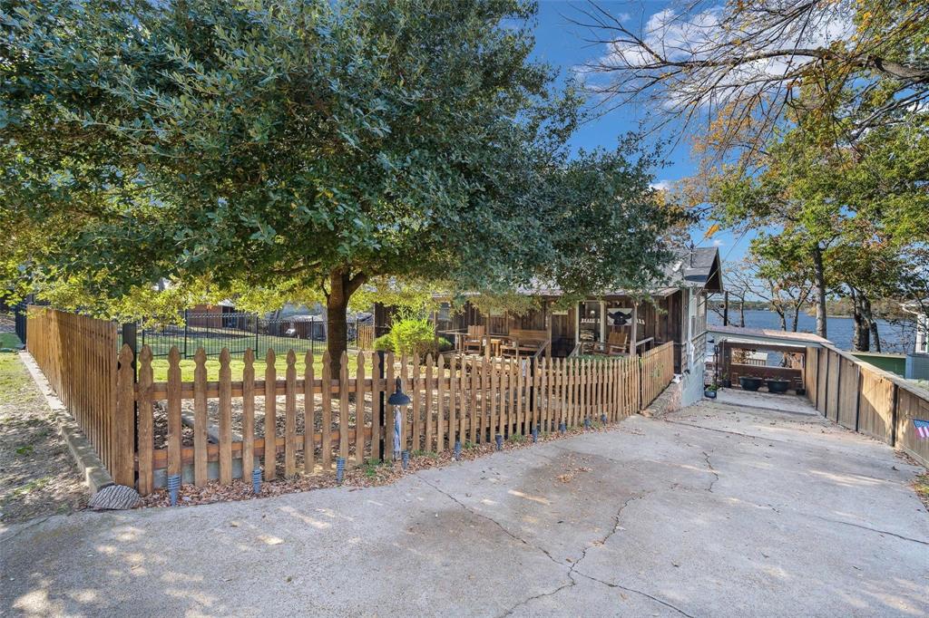 236 County Road 1422