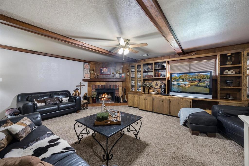 236 County Road 1422