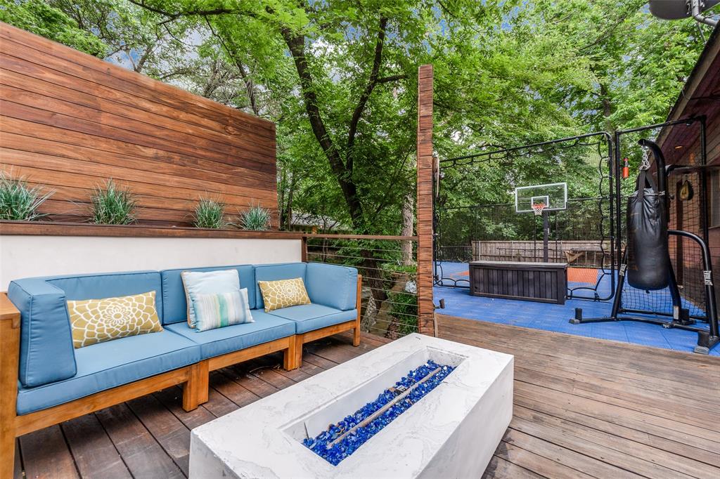 Hockaday Square - Residential